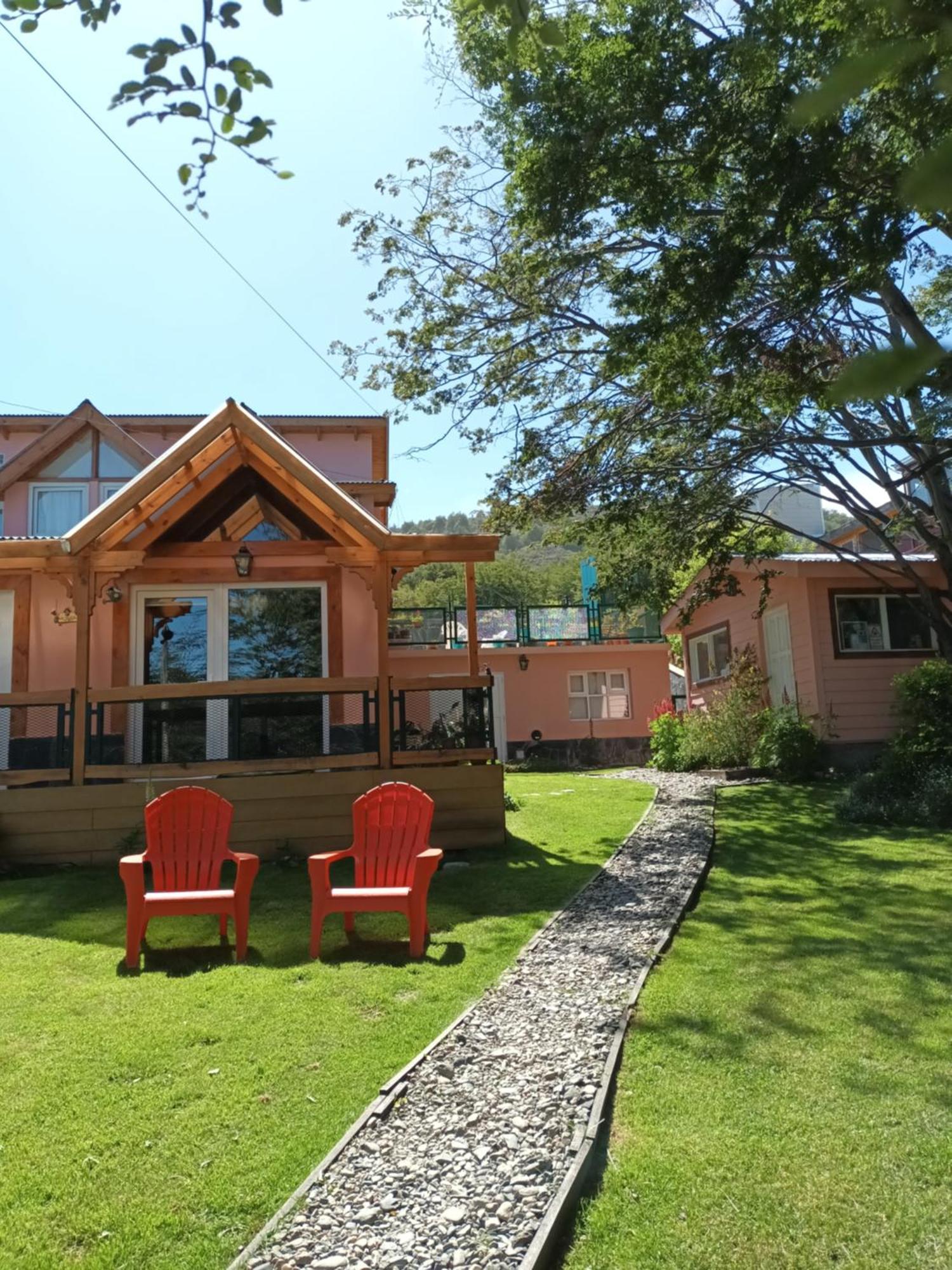 Buenavida Guesthouse Ushuaia Exterior photo